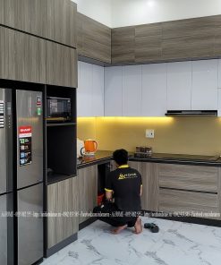 tủ bếp thực tế