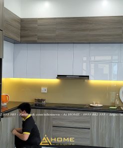 tủ bếp thực tế