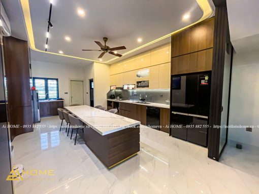 Tủ bếp thực tế sau thi công